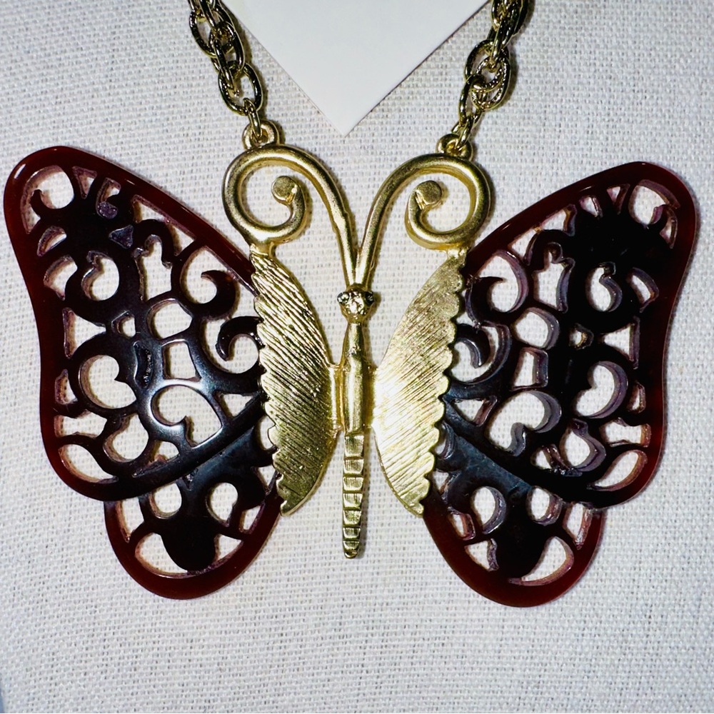 NWT ANTHROPOLOGIE Butterfly Necklace - Picture 2 of 3
